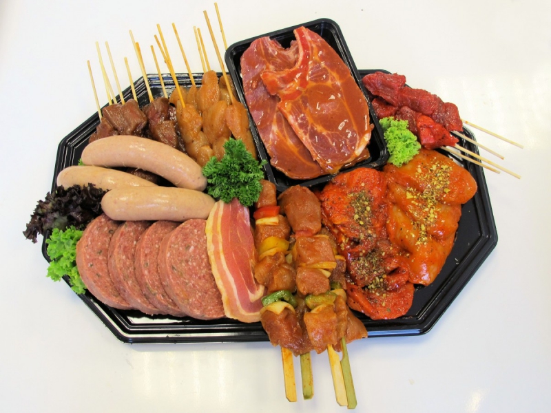 boucherie-TOUDON-min_bbq_butcher_shop_supermarket_meal_party-766127